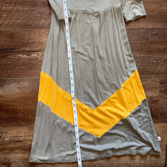 Lolly Wolly Doodle Mom and Me Dress Gray and Mustard Girl's 4/5 - Picture 4 of 7